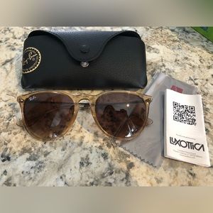 Women’s RayBan Sunglasses